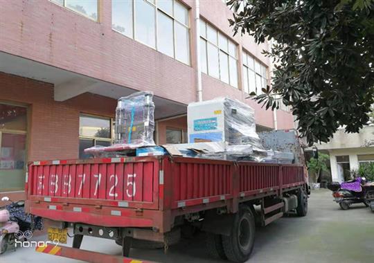美之電25KW自動滑臺式救生衣熱合機(jī)（高周波）專車發(fā)貨啦！